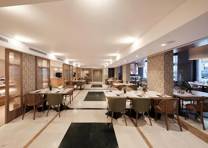 Catalonia Eixample 1864Hotel Barcelone